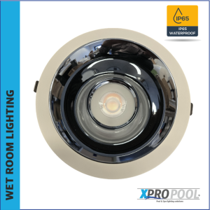 Professioneller IP65 Einbaustrahler für große Feuchträume - Warmweiß, 180xH104mm, 30W