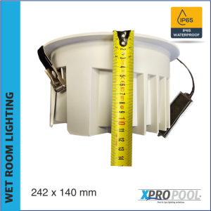 Professioneller IP65 Einbaustrahler für große Feuchträume - Warmweiß, 180xH104mm, 50W